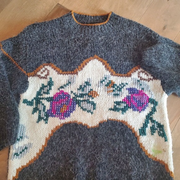 Vintage Kitty Hawk Oversize Sweater size Medium Gray Floral 80s Retro EUC Boho - Picture 3 of 11
